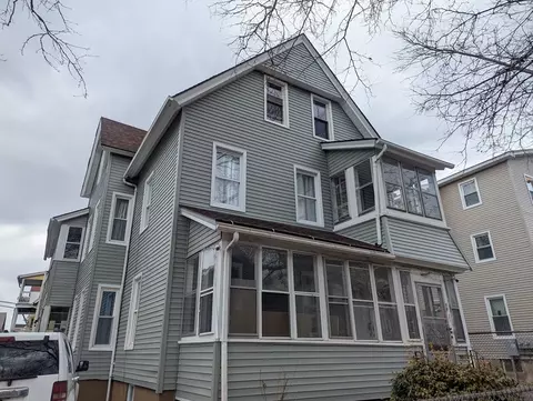 32 Acushnet Ave, Springfield, MA 01105 photo 2