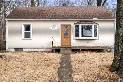 235 Dorset St, Springfield, MA 01108 photo 5
