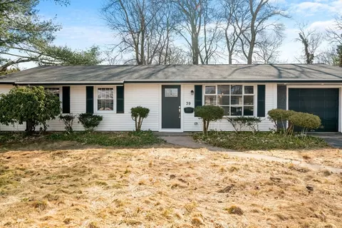 39 Mesa Rd, Brockton, MA 02302