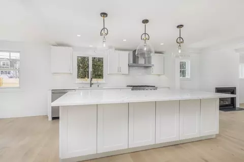 4 Ruby Ave, Marblehead, MA 01945 photo 5