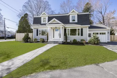 4 Ruby Ave, Marblehead, MA 01945