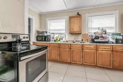 47 Trinity Ave, Lynn, MA 01902 photo 6