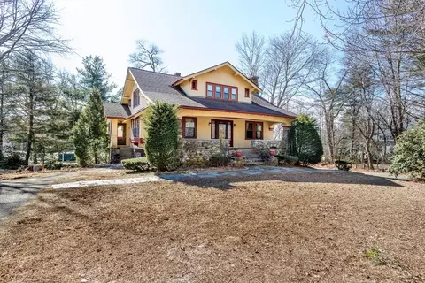 Exterior - 240 Chapman St, Canton, MA 02021 photo 2 of 4