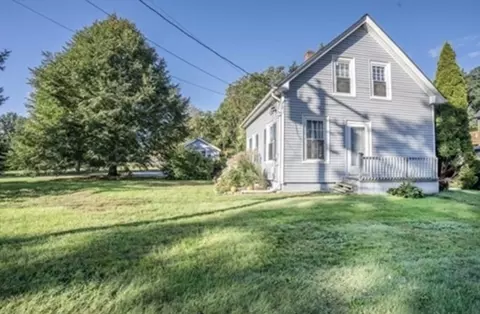 100 Jerome St, Berkley, MA 02779
