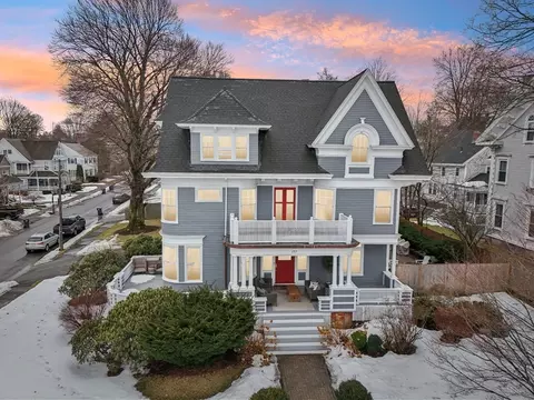 282 S Main St, Haverhill, MA 01835