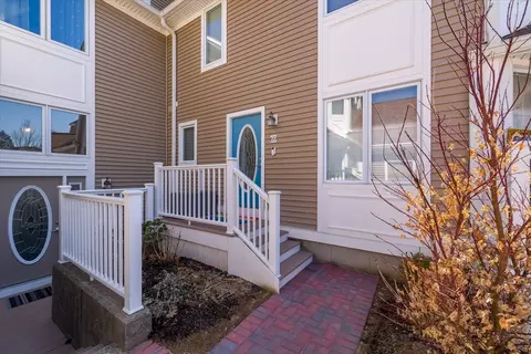 Exterior - 69 Pointe Rok Dr #69, Worcester, MA 01604 photo 1 of 6