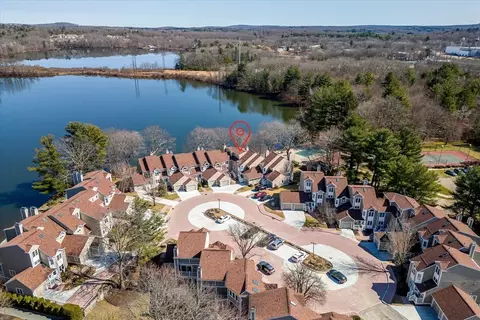 69 Pointe Rok Dr #69, Worcester, MA 01604