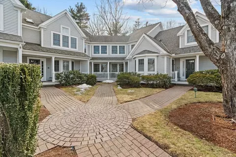 11 Highcroft Way #11, Hopkinton, MA 01748