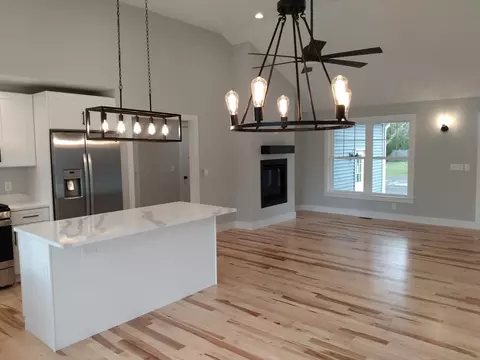 Living - 55 Eastern Ave, Deerfield, MA 01342 photo 2 of 3