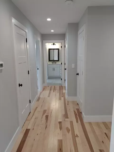 Entry Way - 55 Eastern Ave, Deerfield, MA 01342 photo 1 of 2