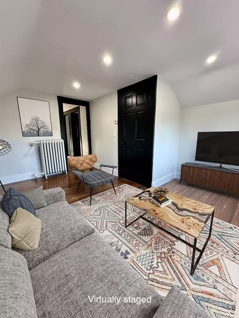 41 Stockton St #3, Boston, MA 02124