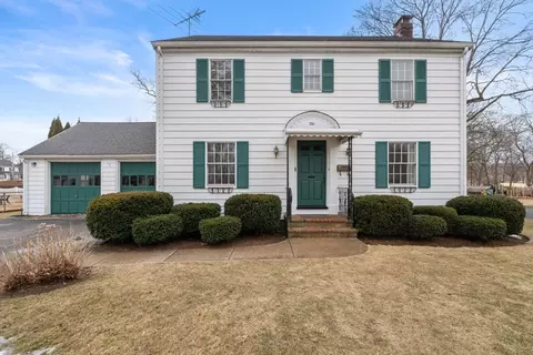 290 Vernon St, Norwood, MA 02062
