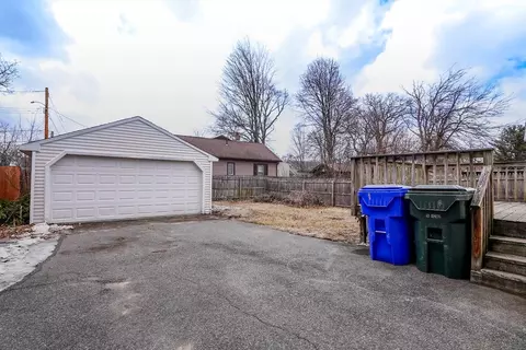 182 Jasper St, Springfield, MA 01109 photo 23