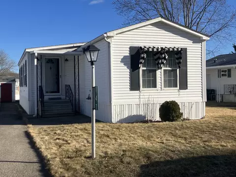 193 Tremont St #147, Taunton, MA 02780