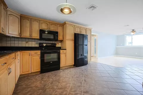 5455 N Main St #7B, Fall River, MA 02720 photo 11