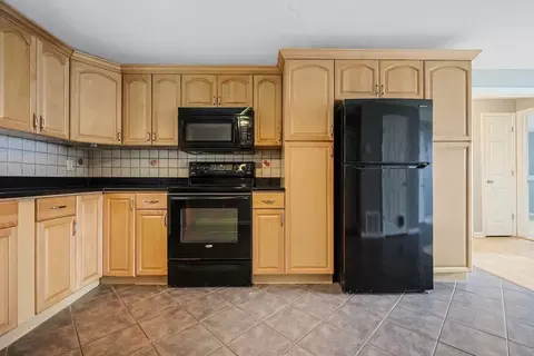 5455 N Main St #7B, Fall River, MA 02720 photo 12