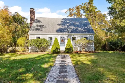 42 Pine Blf, Brewster, MA 02631