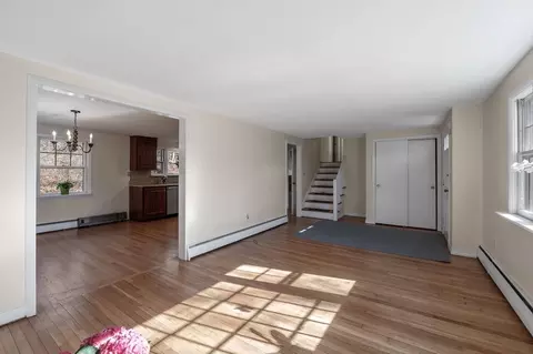 Living - 10 Conner Rd, Beverly, MA 01915 photo 4 of 4