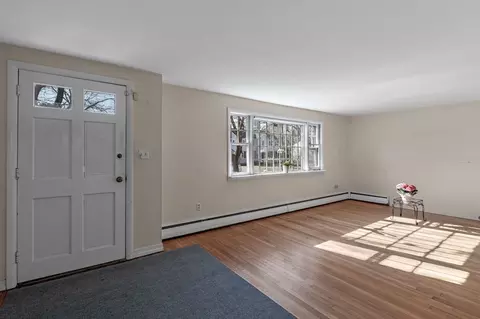 Living - 10 Conner Rd, Beverly, MA 01915 photo 2 of 4
