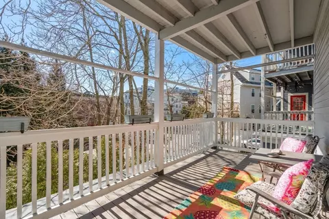 122 Davis Ave #2, Brookline, MA 02445 photo 13