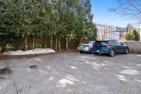 122 Davis Ave #2, Brookline, MA 02445 photo 15