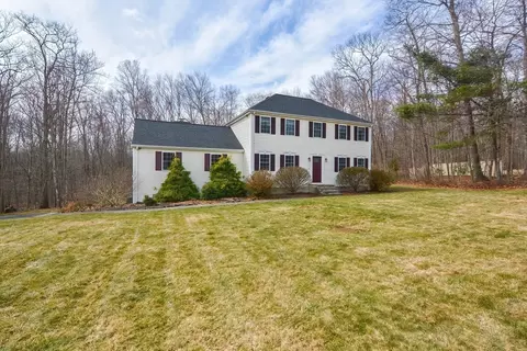 42 Conservation Dr, Douglas, MA 01516 photo 3