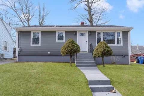 43 Eldorado St, Cranston, RI 02910