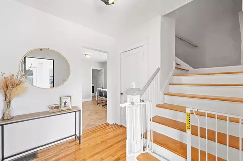Entry Way - 28 Barnard Rd, Worcester, MA 01605 photo 1 of 5