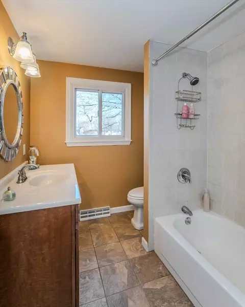 50 Drumlin Rd, Springfield, MA 01108 photo 15