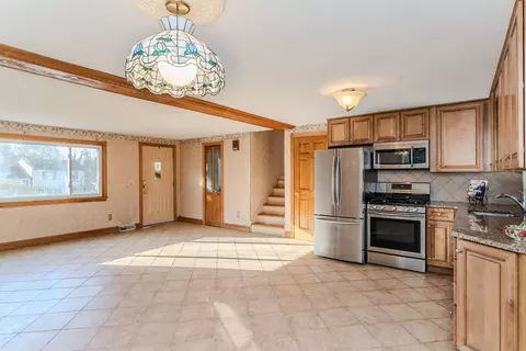 50 Drumlin Rd, Springfield, MA 01108 photo 11
