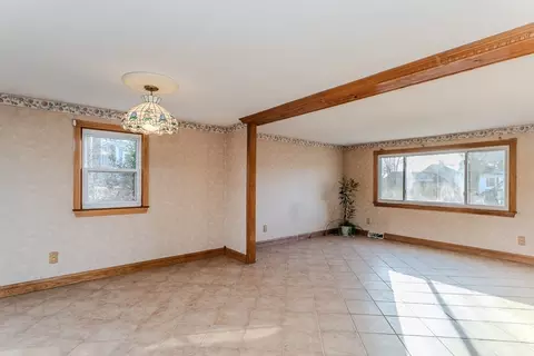 50 Drumlin Rd, Springfield, MA 01108 photo 12
