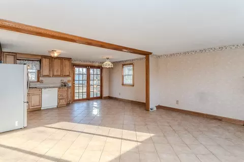 50 Drumlin Rd, Springfield, MA 01108 photo 7