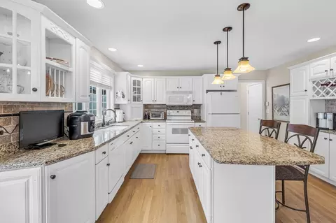 Kitchen - 26 Gates Ave, Springfield, MA 01118 photo 2 of 3