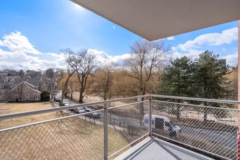 80 Park St #22, Brookline, MA 02446 photo 12