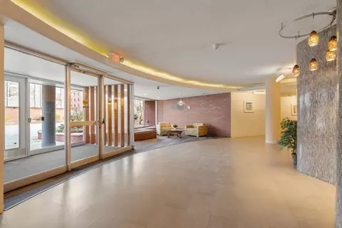 80 Park St #22, Brookline, MA 02446 photo 28
