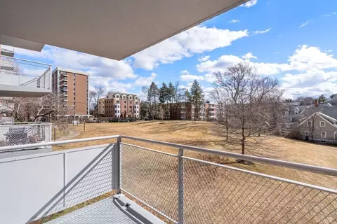 80 Park St #22, Brookline, MA 02446 photo 11