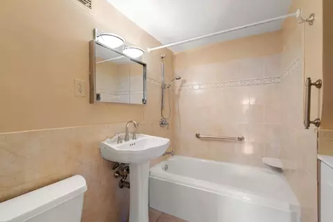 80 Park St #22, Brookline, MA 02446 photo 27