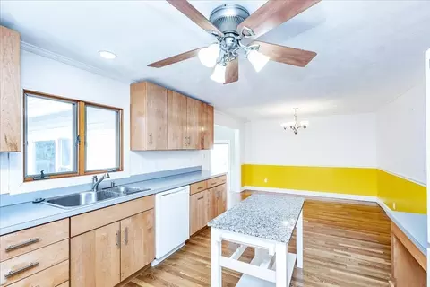 Kitchen - 8 Donegal Cir, Danvers, MA 01923 photo 5 of 5