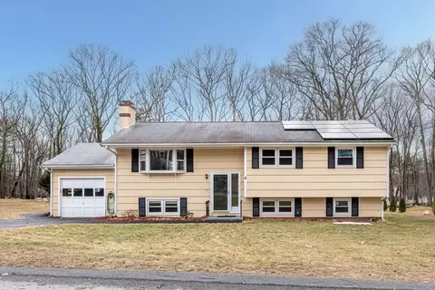 4 Princeton Rd, Burlington, MA 01803