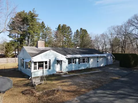 18 Carlisle Ave, Turners Falls, MA 01376