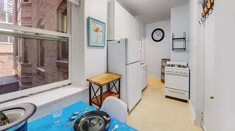 8 Garrison St #212, Boston, MA 02116