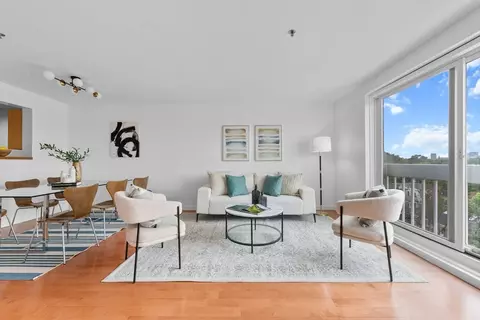 950 Massachusetts Ave #412, Cambridge, MA 02139