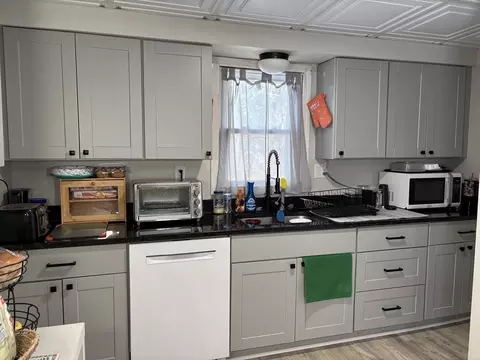 76 South St, Ware, MA 01082 photo 7