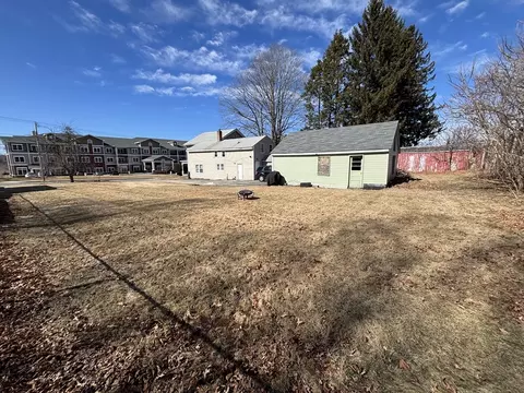 76 South St, Ware, MA 01082 photo 37
