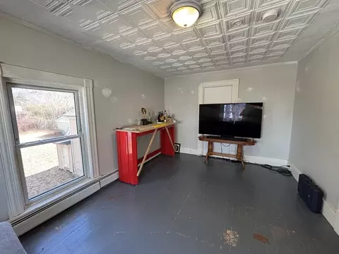 76 South St, Ware, MA 01082 photo 34