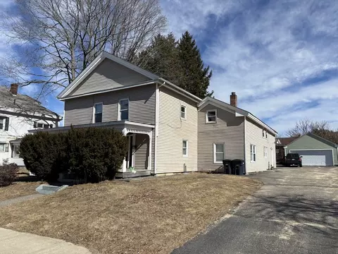 76 South St, Ware, MA 01082 photo 1