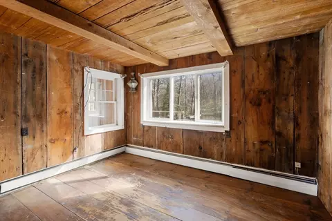 27 Fairview Ave, Dudley, MA 01571 photo 12