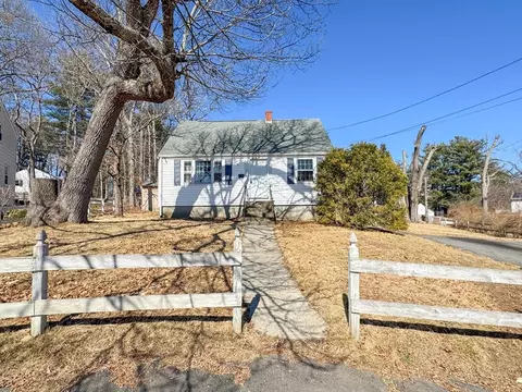21 Lewis Dr, Randolph, MA 02368