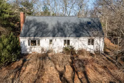 9 Grand St, Wilmington, MA 01887
