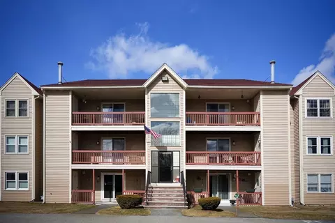 65 Randolph Dr #65, Tewksbury, MA 01876